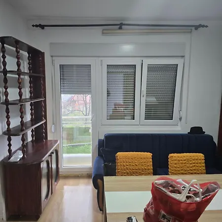 Kuca Vranjkovic Krajisnici * لوزنيكا